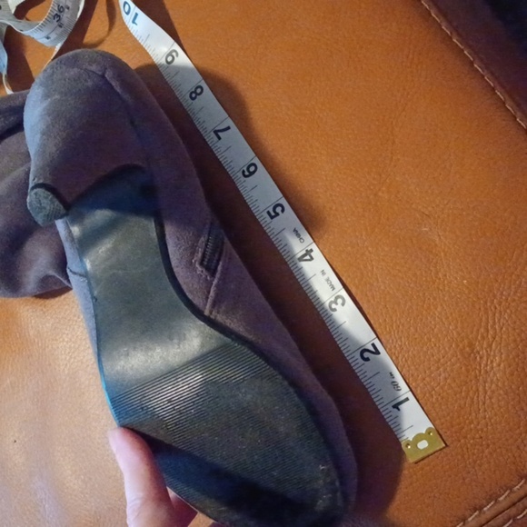 💙🌺Gray Suede Over The Knee Boots - Picture 12 of 14